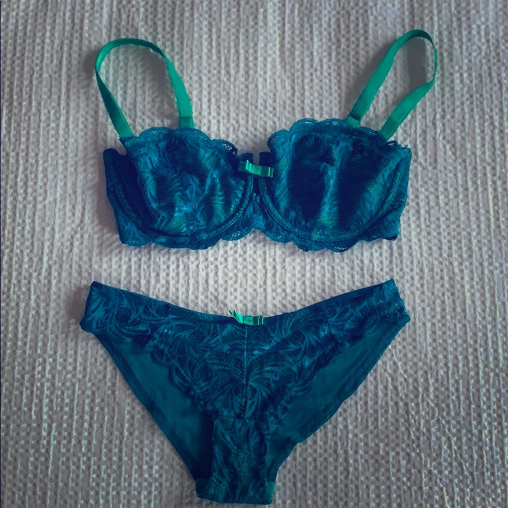 Adore Me lingerie set